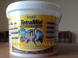 Корм для аквариумных рыб TetraMin в виде хлопьев